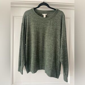 ✅ H&M Green Crew Neck Sweater 💚